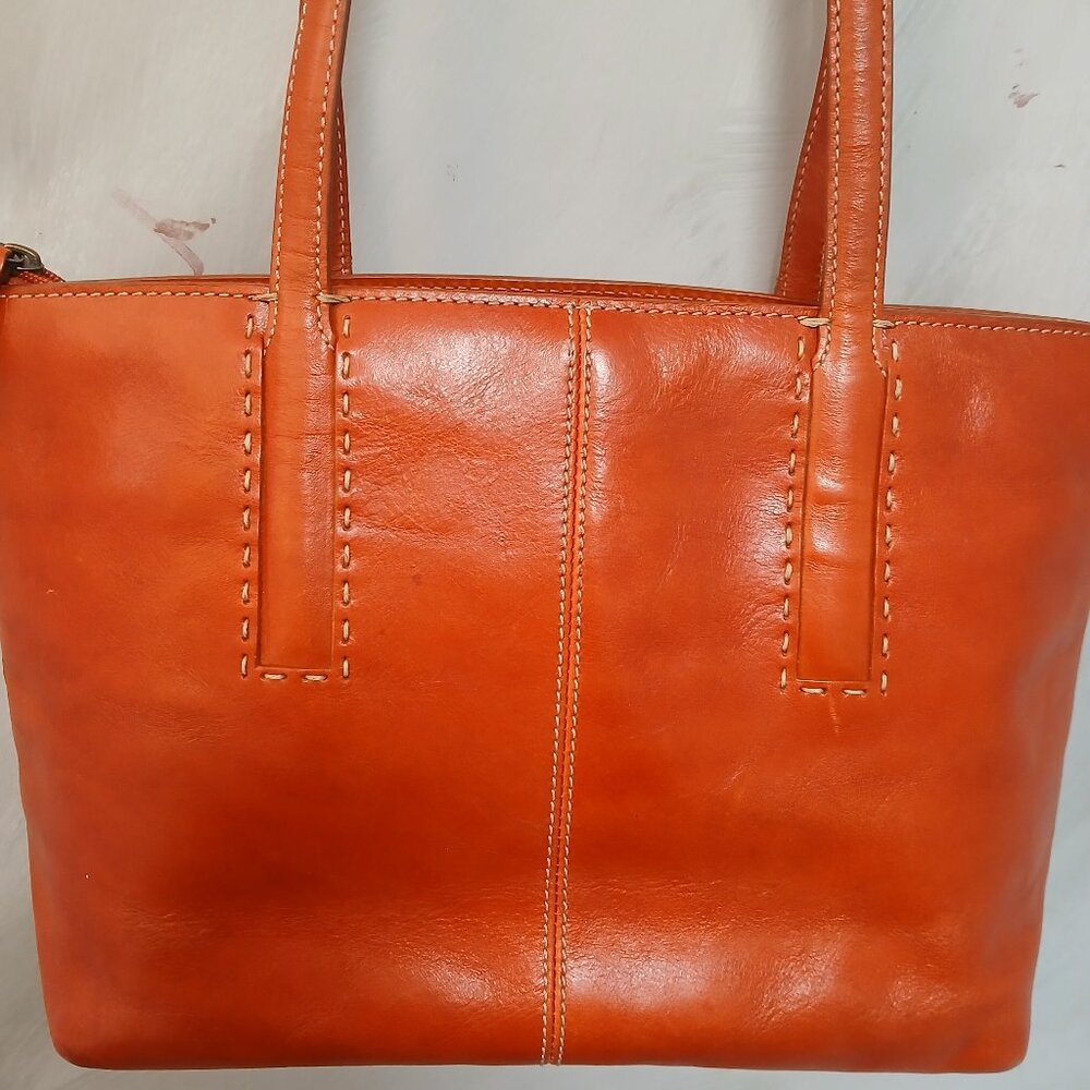 Fossil Vintage Orange Leather Shoulder Bag - Picture 10 of 13